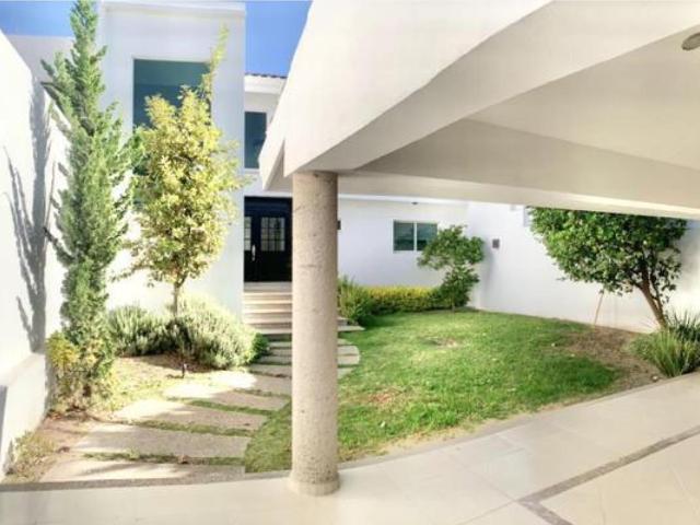 Casa en venta en Porta Fontana, León, Guanajuato
