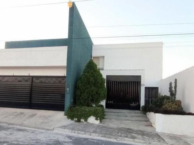 Casa en VENTA en Portal del Norte 5o. Sector Zuazua N.L