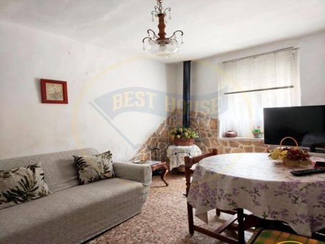 CASA EN VENTA EN PORTALRUBIO DE GUADAMEJUD