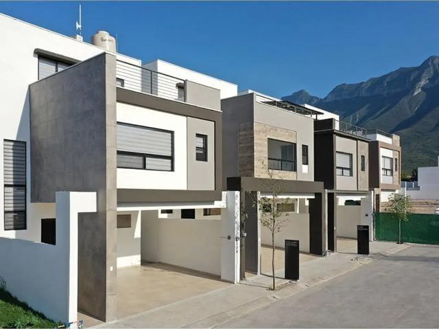 Casa en VENTA en PORTO CUMBRES SECTOR FLORENCIA en Dominio Cumbres