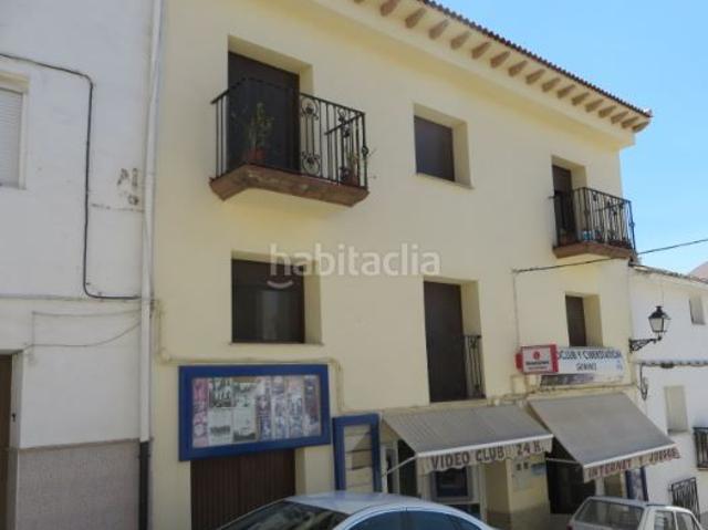 Casa en venta en Pozo Alcón. Oportunidad Inmobiliaria de vivienda y local. Casas Pozo.