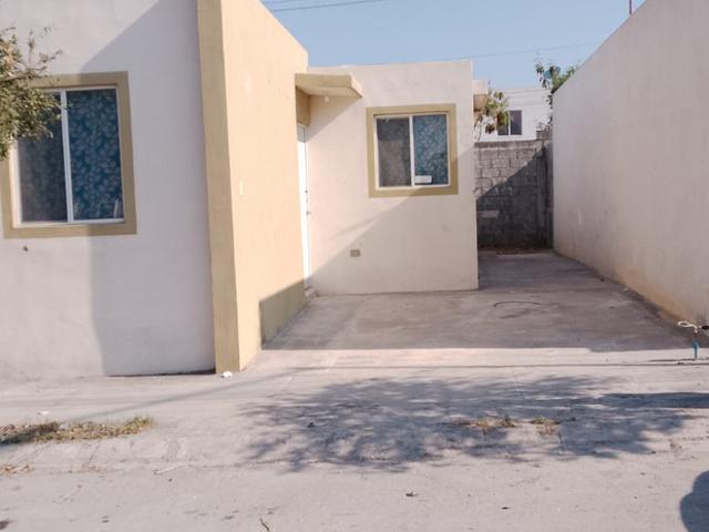 Casa en venta en Praderas de Oriente – Juárez, Nuevo León