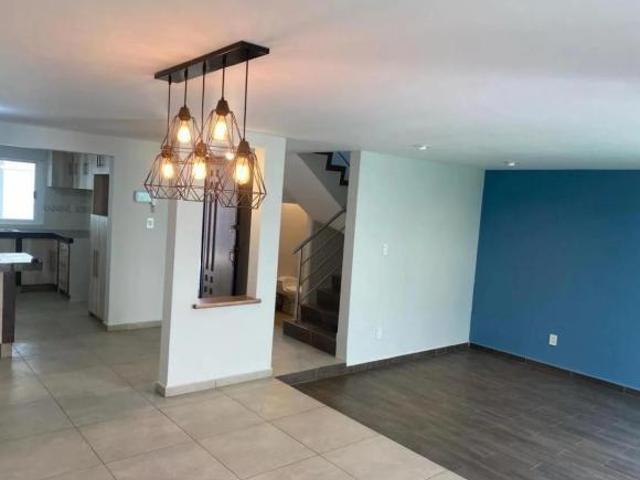 Casa en Venta en Prado Churubusco/ Calle Cerrada con Vigilancia