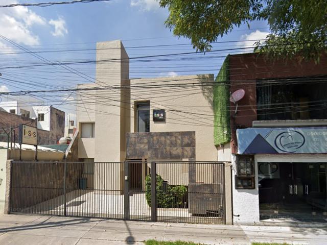 Casa en venta en Prado Coapa 2A Sección, Tlalpan, Ciudad de México