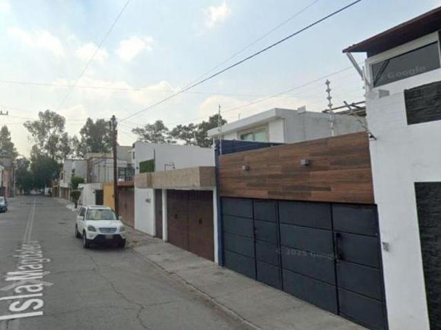 Casa en Venta en Prado Vallejo, Tlalnepantla, Estado de México