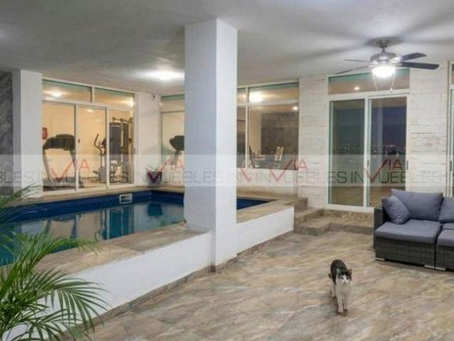 Casa en venta en Prados de la Silla