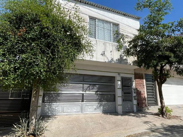 CASA EN VENTA EN PRADOS DEL SOL