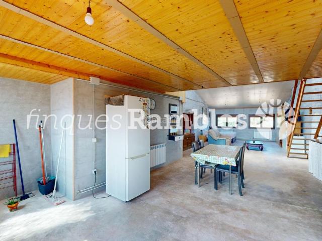 Casa en venta en Prats de Rei Els. Dues cases amb gran potencial a Els Prats de Rei. Casas Prats de Rei.