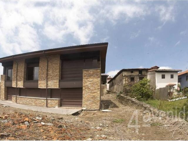 Casa en Venta en Pravia