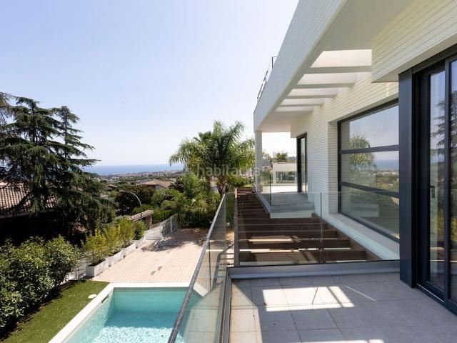 Casa en venta en Premià de Dalt. Casa exclusiva de obra nueva en Vilassar de Dalt, 20 min Barcelona, vistas mar. Casas Premià de.