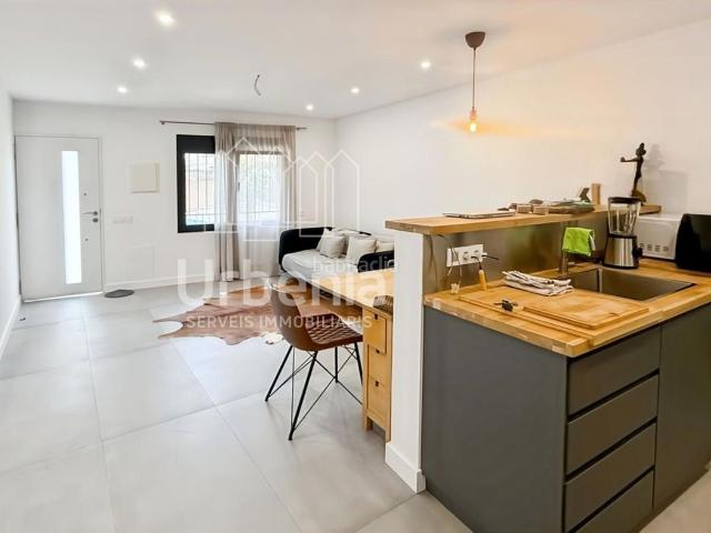 Casa en venta en Premià de Dalt. Diseño y confort en una casa única en Premià de Dalt. Casas Premià de.