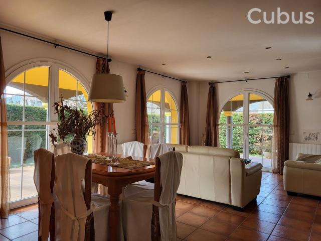 Casa en venta en Preses Les. Casas Preses.