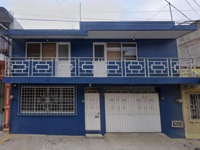 CASA EN VENTA EN PRIV RAFAEL RAMIREZ ZONA CENTRO XALAPA, VERACRUZ
