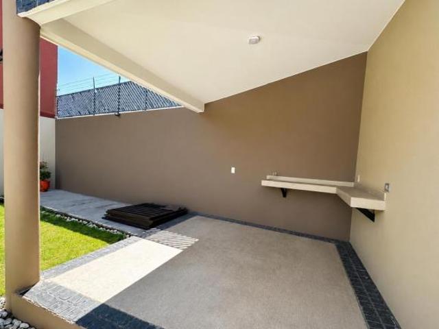 Casa en venta en privada 4 habitaciones en Col.Bellavista,Metepec Estado de México