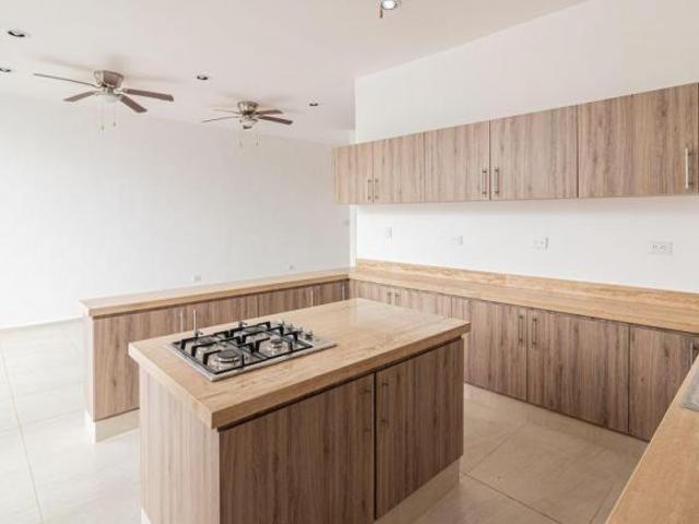 Casa en venta en Privada Chichi Suárez