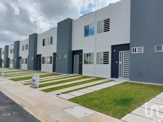 CASA EN VENTA ZONA NORTE DE CANCUN