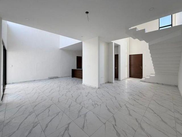 CASA EN VENTA EN PRIVADA AL NORTE DE MERIDA YUCATAN