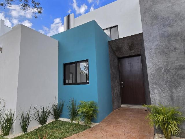 CASA EN VENTA EN PRIVADA AL NORTE DE M?RIDA