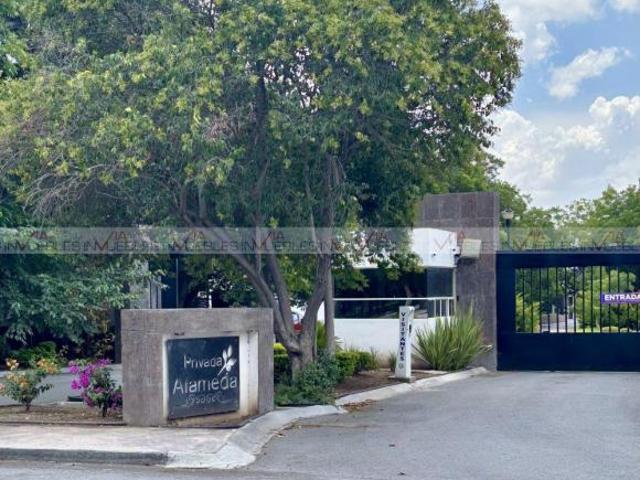 Casa en venta en Privada Alameda