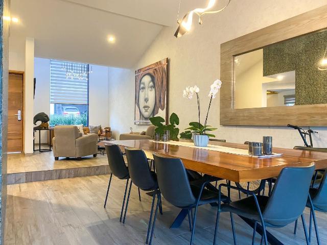 Casa en Venta en Privada Arboledas