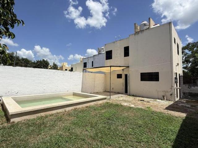 CASA EN VENTA EN PRIVADA BAMBU GRAN SANTA FE, CAUCEL