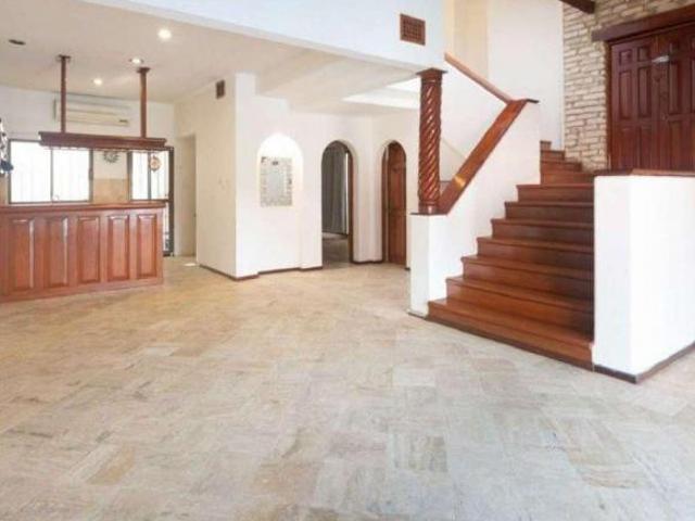 CASA EN VENTA EN PRIVADA BUGAMBILIA F 1325