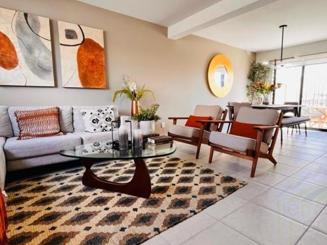 Casa en Venta en Privada en Meseta, Queretaro