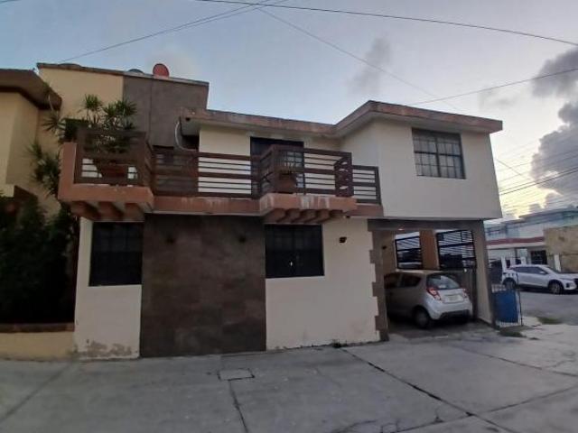 Casa en Venta en privada Lomas de Chairel
