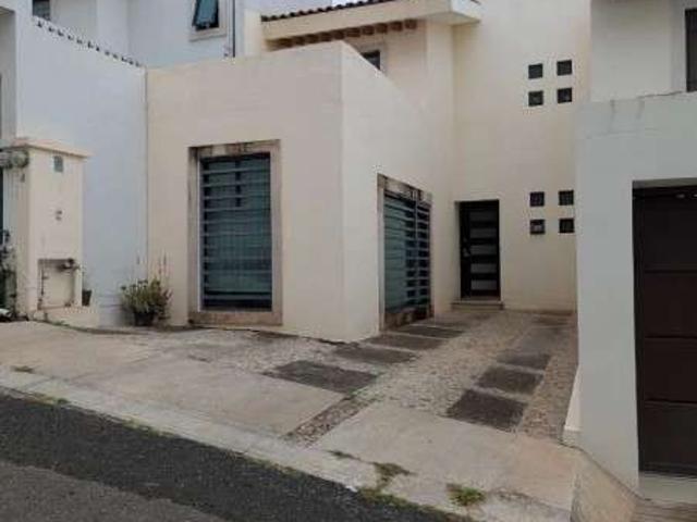 Casa en Venta en Privada La Canada Guadalupe Zac CP 986
