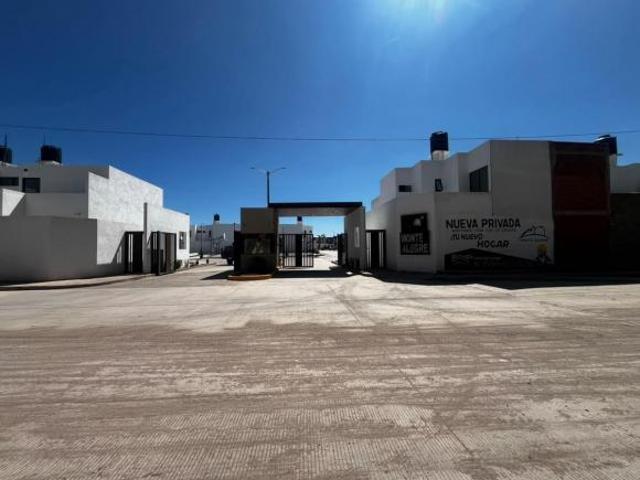 CASA EN VENTA EN PRIVADA MONTE ALEGRE, SOLEDAD