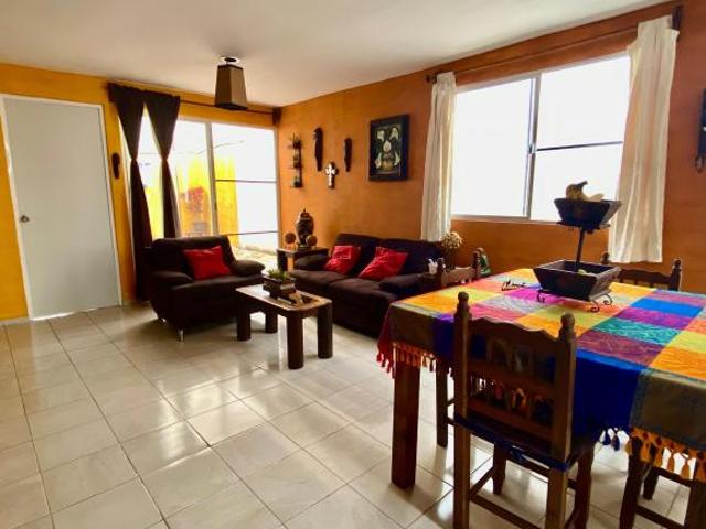 Casa en venta en Privada Miraverde en Fracc Gran Calzada