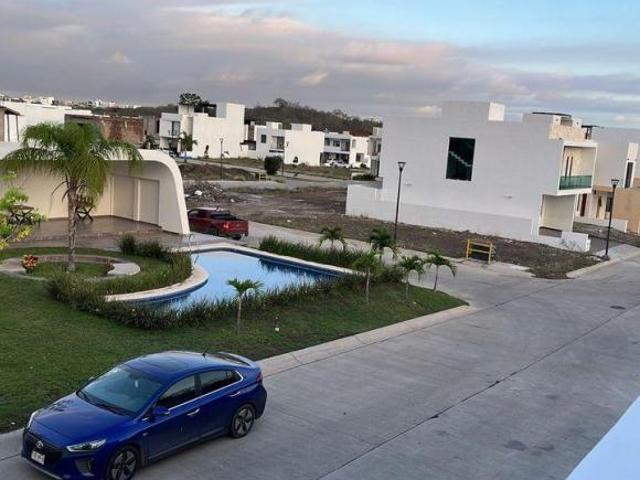 CASA EN VENTA EN PRIVADA PACIFIC HILLS, MAZATLAN, SINALOA