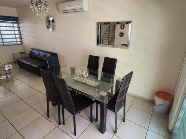 Casa en venta en Privada Palmeira Valle Alto Verde
