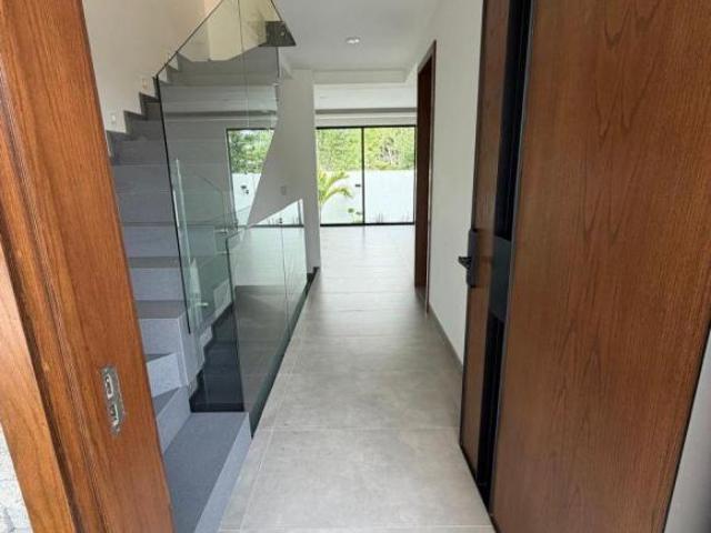 CASA EN VENTA EN PRIVANZA