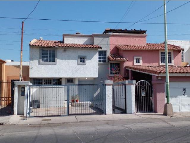 Casa en venta en Profesores Federales, Mexicali, Baja California