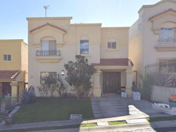 Casa en Venta en Quinta Montecarlo, Coyula Jalisco