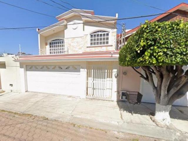 CASA EN VENTA EN QUINTAS DEL MARQUES QUERETARO