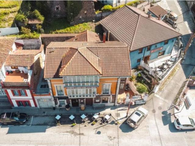 Casa en Venta en Quirós