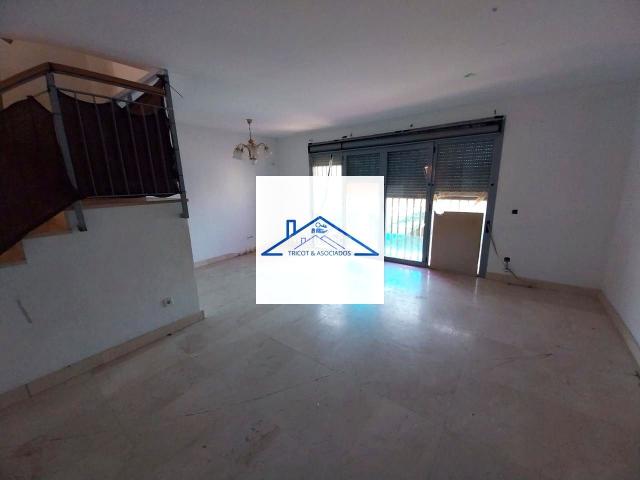 Casa en venta en Quismondo. Chalet adosado en Quismondo. Casas.