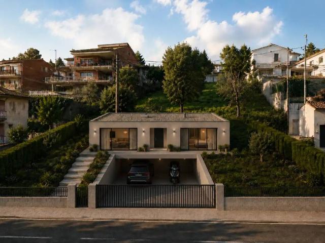 Casa en Venta en Rubí