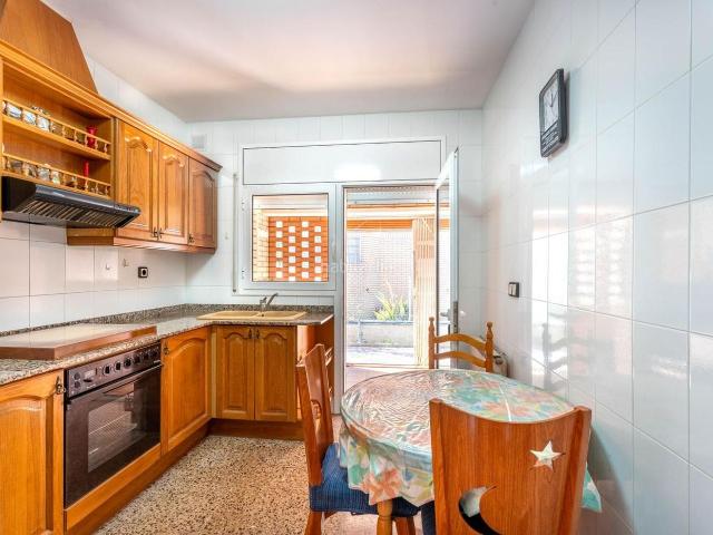 Casa en venta en Rubí, Ca n´Oriol. Amplitud y confort. Casas.