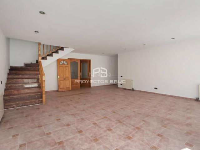 Casa en venta en Rubí, Ca n´Oriol. Casa en venta en Ca nOriol. Casas.