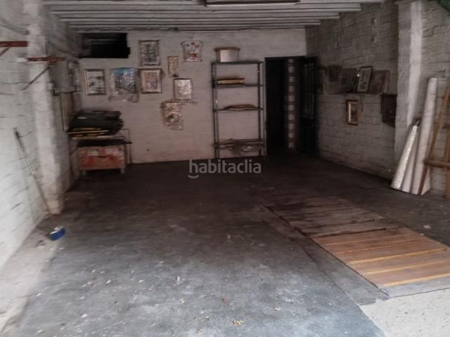 Casa en venta en Rubí, Can Vallhonrat. Casa Torre en venta con arrendatarios. Casas.