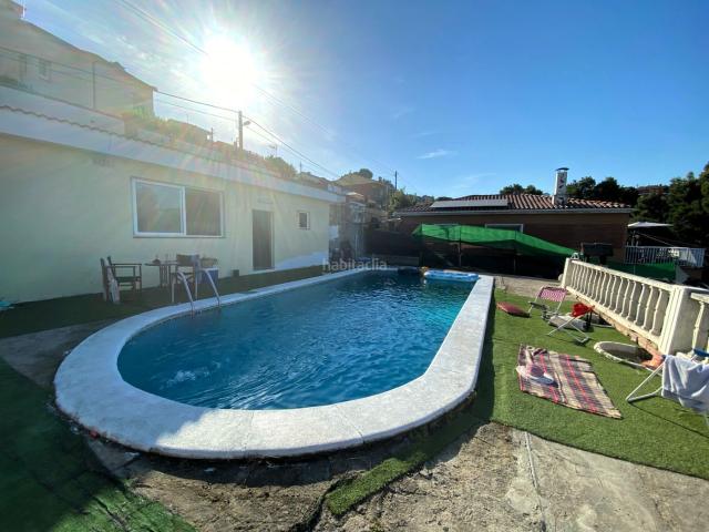 Casa en venta en Rubí, Castellnou Can Mir Can Solà. CASITA CON PISCINA EN CASTELLNOU. Casas.