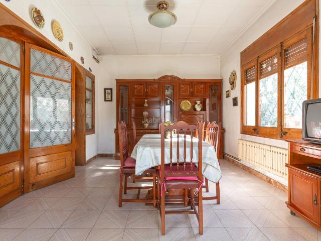 Casa en venta en Rubí, Centre. Casas.
