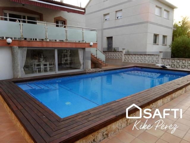 Casa en venta en Rubí, Els Avets Can Serrafossà Ximelis. Casas.