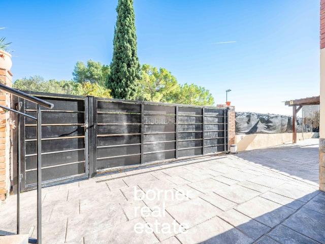 Casa en venta en Rubí, Sant Muç. Casa con jardín en Sant Muç, Rubí. Casas.