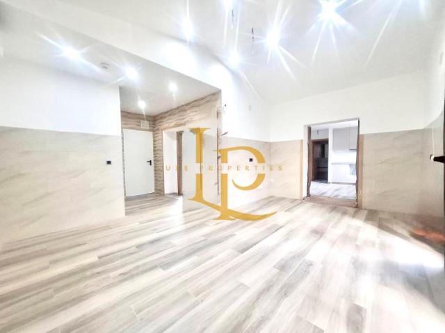 Casa en venta en Rubí, Els Avets Can Serrafossà Ximelis. PRECIOSA CASA A ESTRENAR CON PISCINA Y JARDÍN. Casas.