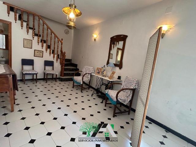 Casa en venta en Rus. Casa Chalet adosado en venta en del Pozo, Rus. Casas.