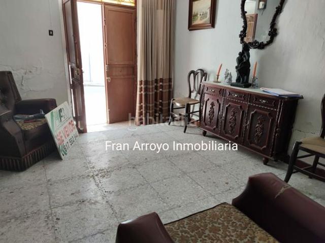 Casa en venta en Rus. Casa Chalet adosado en venta en Libertad, Rus. Casas.